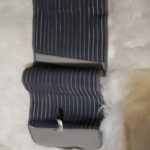 Wacoal Postpartum Belly Wrap - Picture 3 of 5